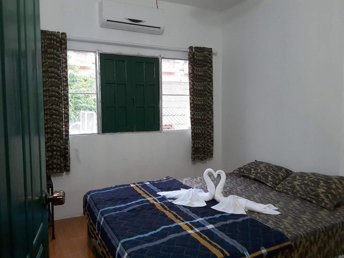 Army Barracks Guesthouse Vang Vieng Extérieur photo