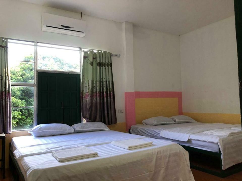 Army Barracks Guesthouse Vang Vieng Extérieur photo